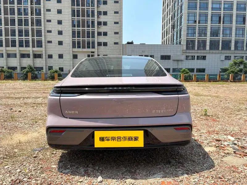 Galaxy Star 8 PHEV 2025 Model 60km EM-i Luxury Edition — миниатюра 5