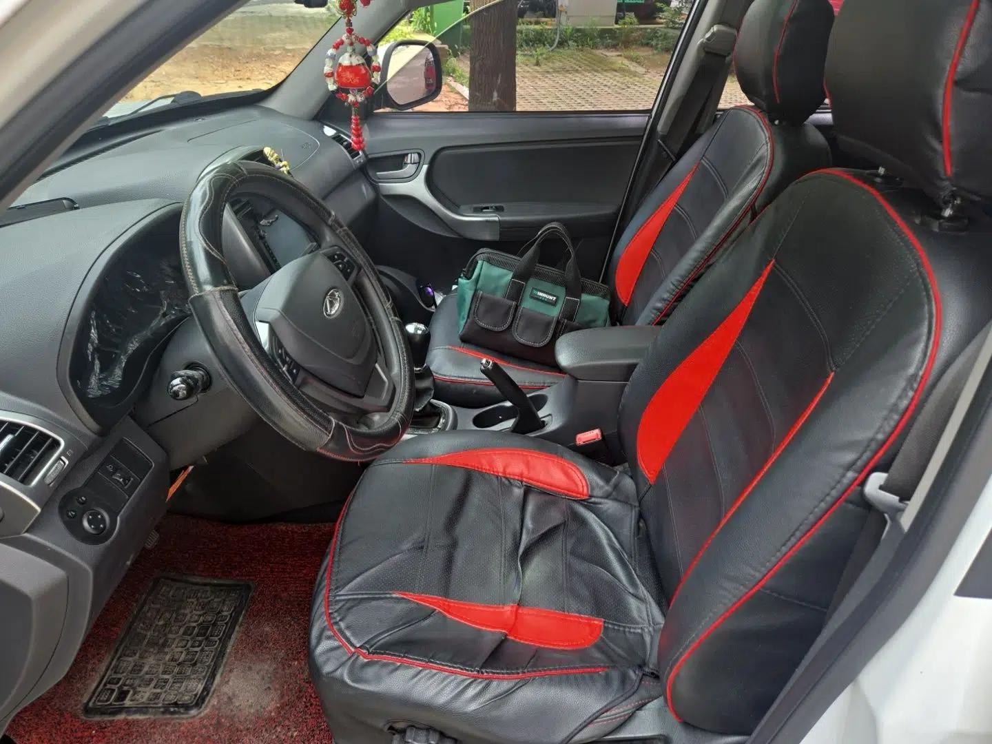 Chery Tiggo 3 2015 1.6L Manual Luxury Commemorative Edition — миниатюра 15