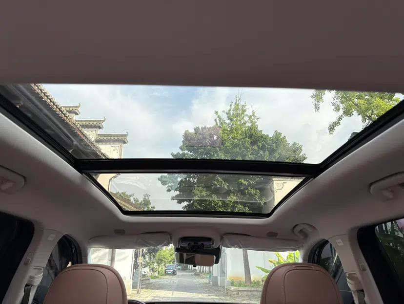 Chery Tiggo 8 L 2024 2.0T Two-Wheel Drive Prestige Version 5 Seats — миниатюра 30