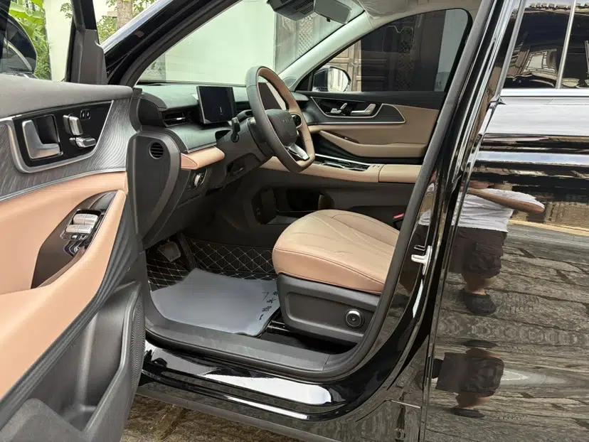 Chery Tiggo 8 L 2024 2.0T Two-Wheel Drive Prestige Version 5 Seats — миниатюра 35