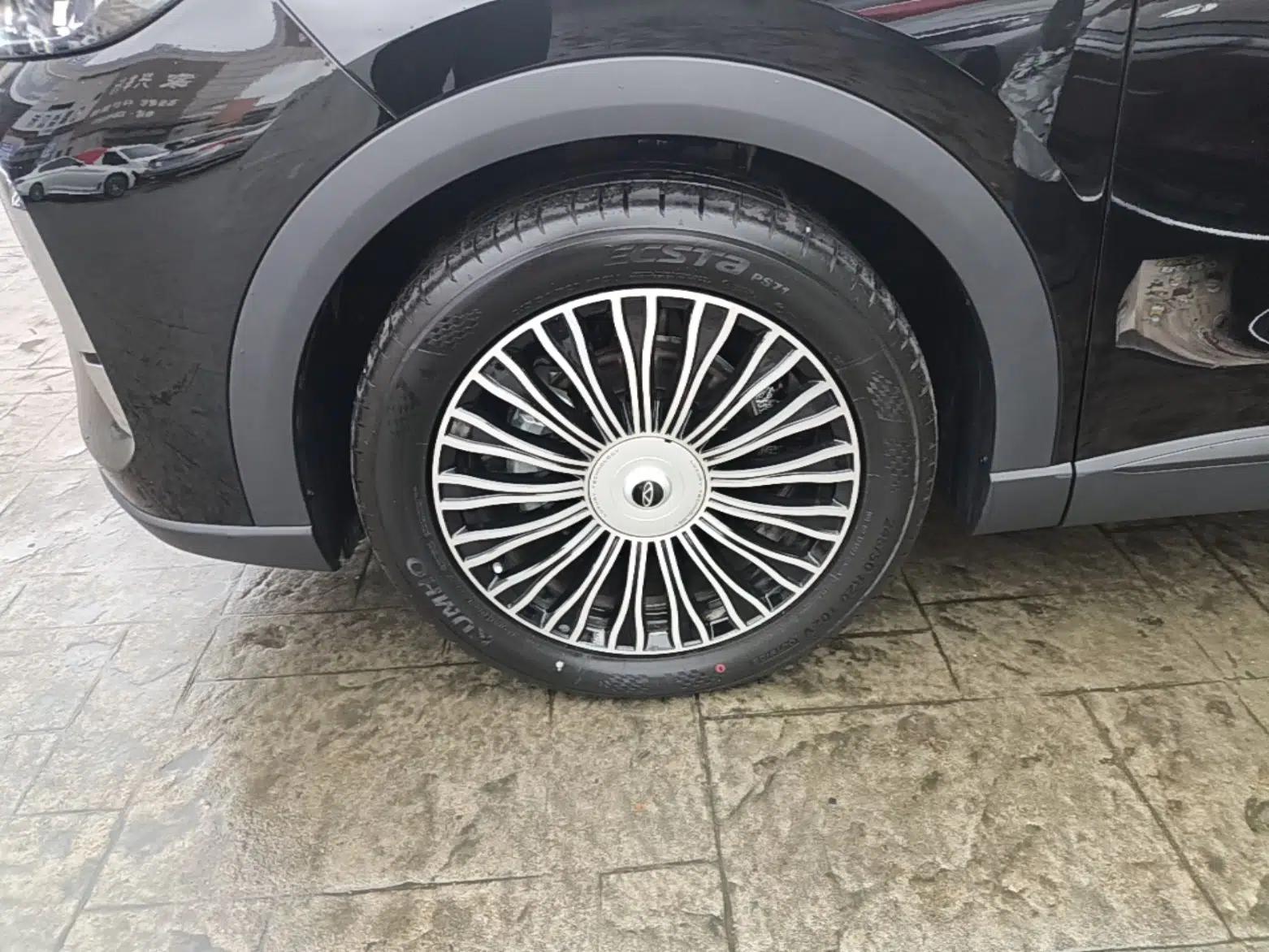 Chery Tiggo 8 L 2024 2.0T Two-Wheel Drive Prestige Version 5 Seats — миниатюра 10