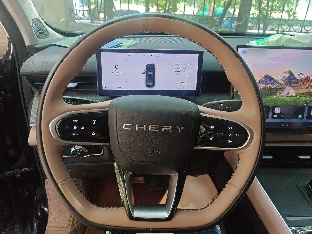 Chery Tiggo 8 L 2024 2.0T Two-Wheel Drive Luxury Edition 5 Seats — миниатюра 10