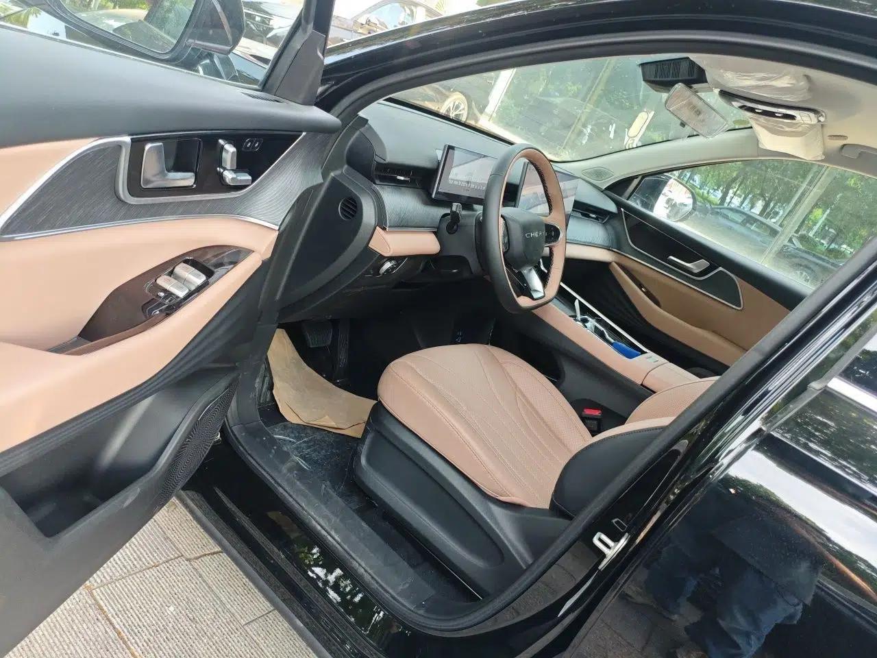 Chery Tiggo 8 L 2024 2.0T Two-Wheel Drive Comfort Edition 5 Seats — миниатюра 16