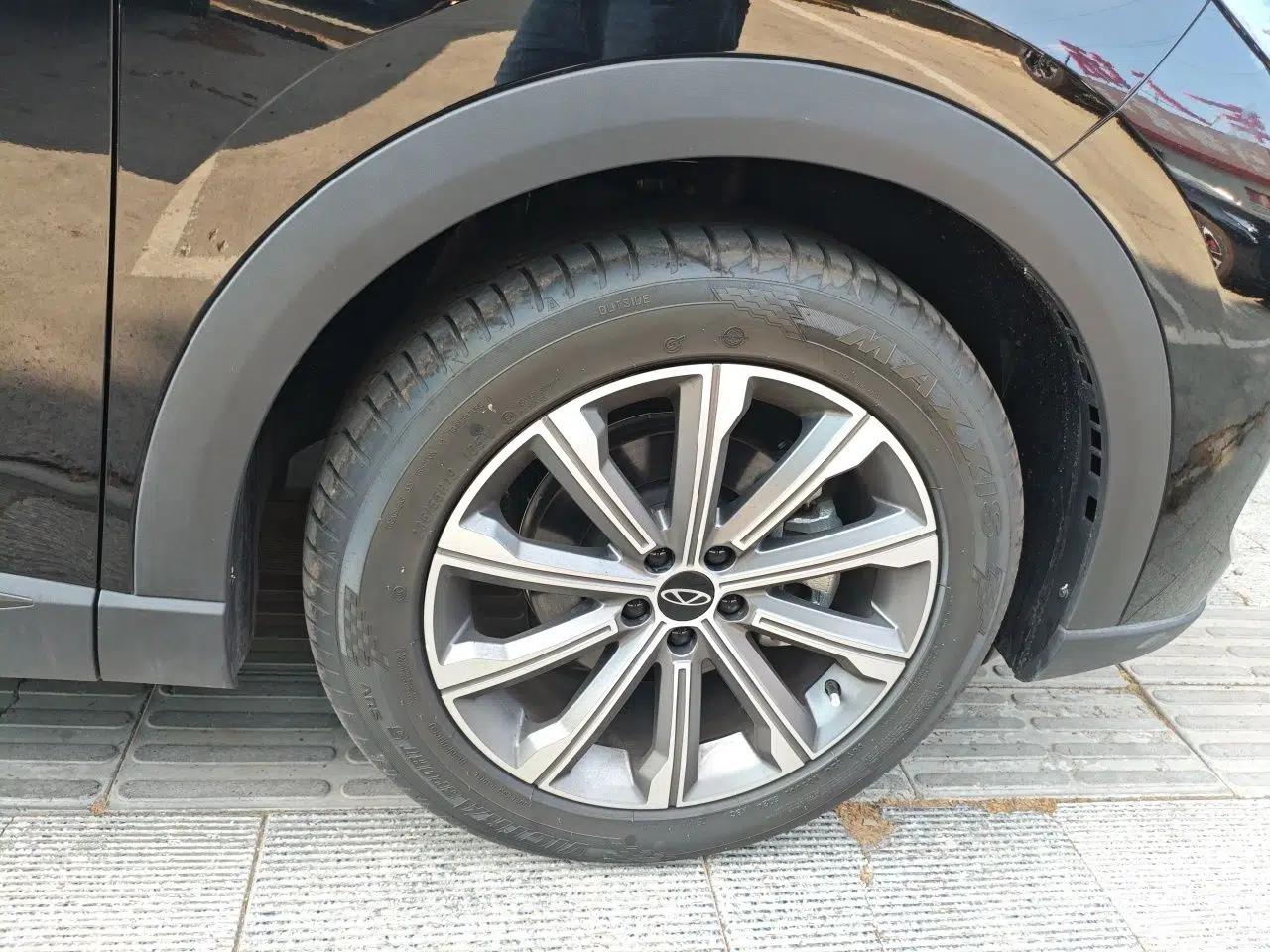 Chery Tiggo 8 L 2024 2.0T Two-Wheel Drive Comfort Edition 5 Seats — миниатюра 8