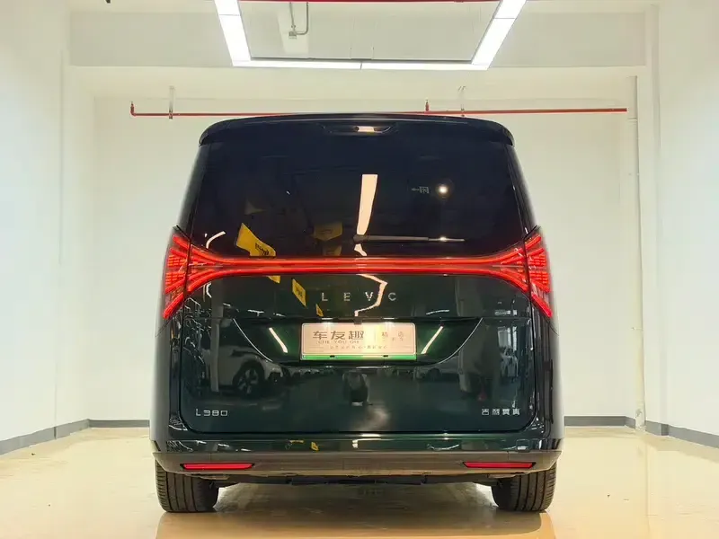 Wingzhen L380 2024 Model 140kWh 6-Seater 4WD Ultra — миниатюра 5