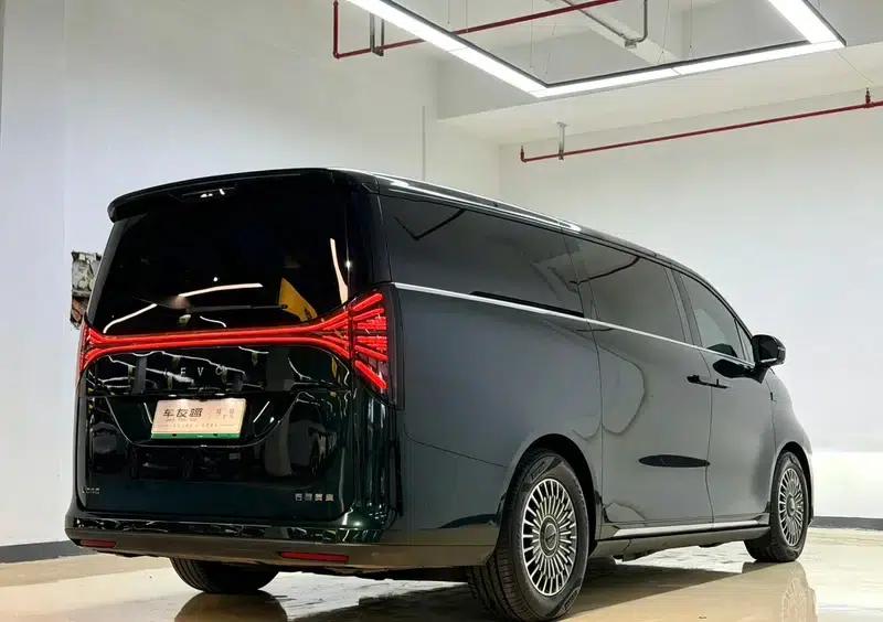 Wingzhen L380 2024 Model 140kWh 6-Seater 4WD Ultra — миниатюра 6