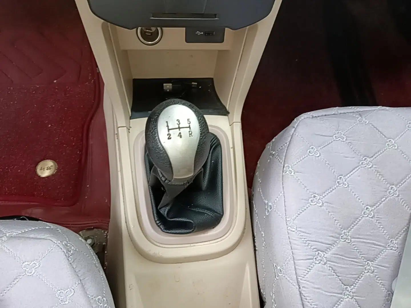 Chery Fengyun 2 2015 1.5L Manual New Edition — миниатюра 16