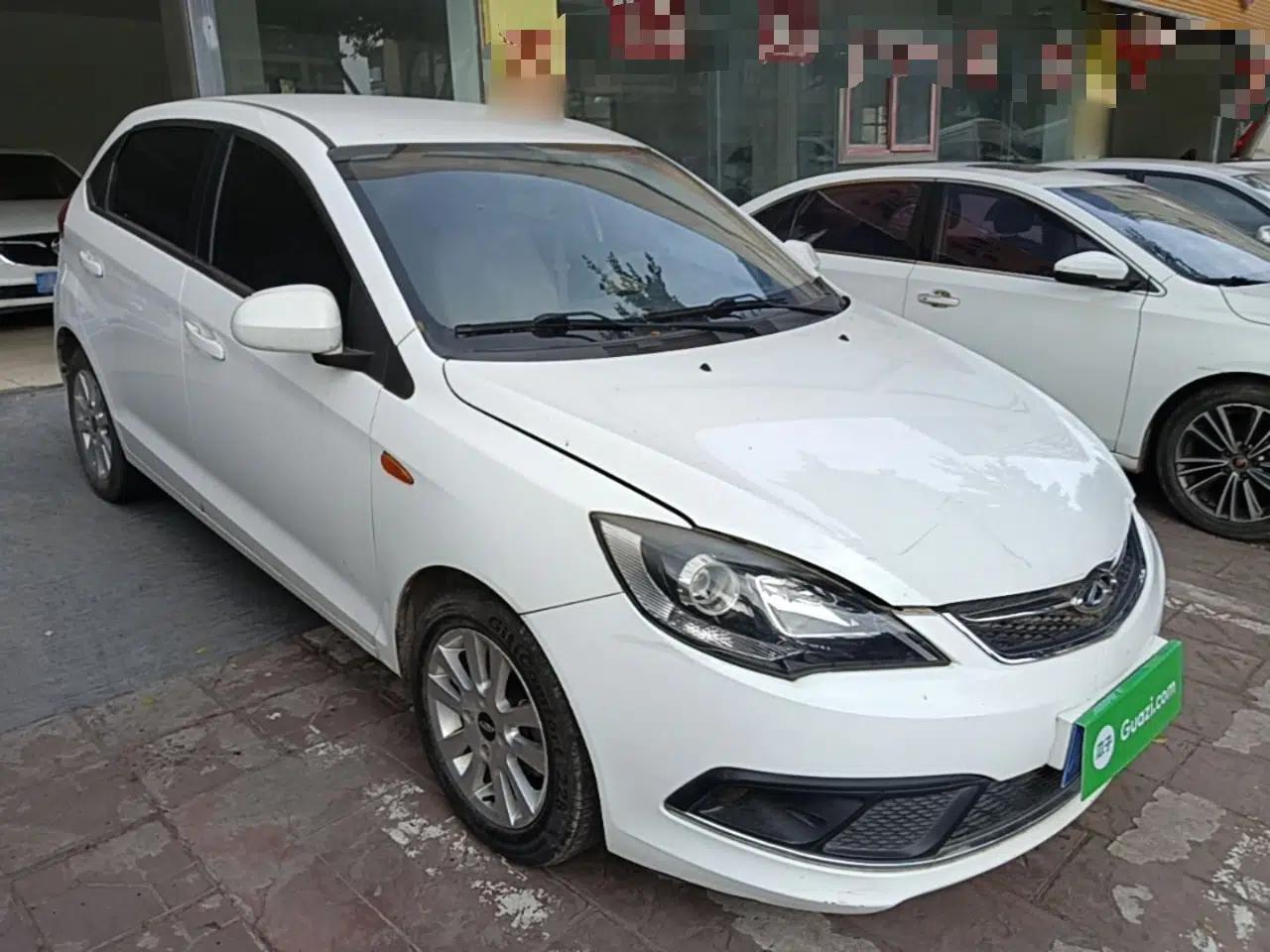 Chery Fengyun 2 2015 1.5L Manual New Edition — миниатюра 3