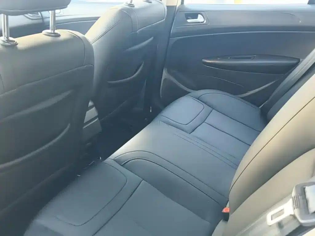 Peugeot 308 2013 1.6L Automatic Premium Edition — миниатюра 17