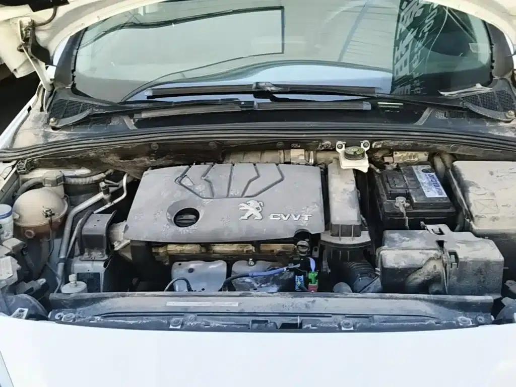 Peugeot 308 2013 1.6L Automatic Premium Edition — миниатюра 20