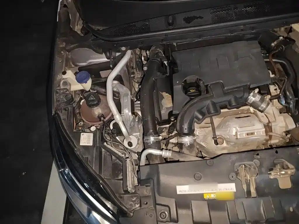 Peugeot 308 2016 350THP Automatic Premium Edition — миниатюра 21