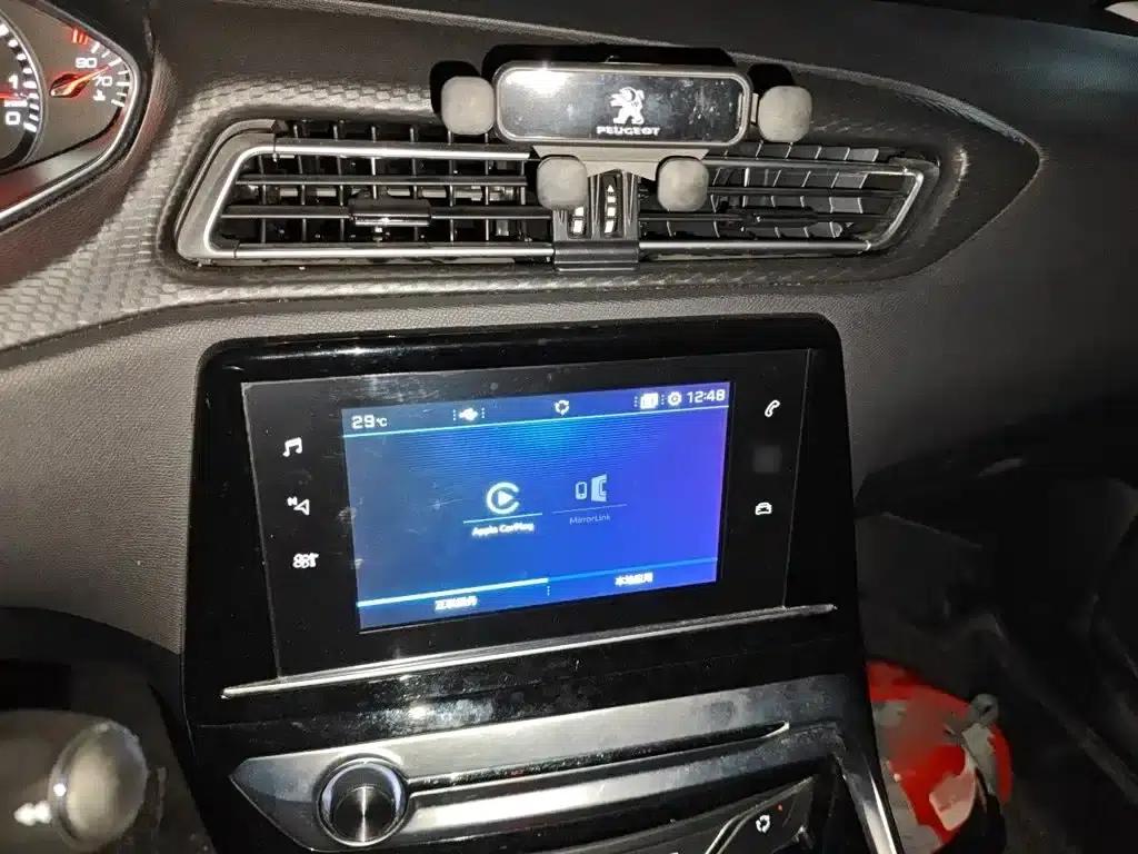 Peugeot 308 2016 350THP Automatic Premium Edition — миниатюра 6
