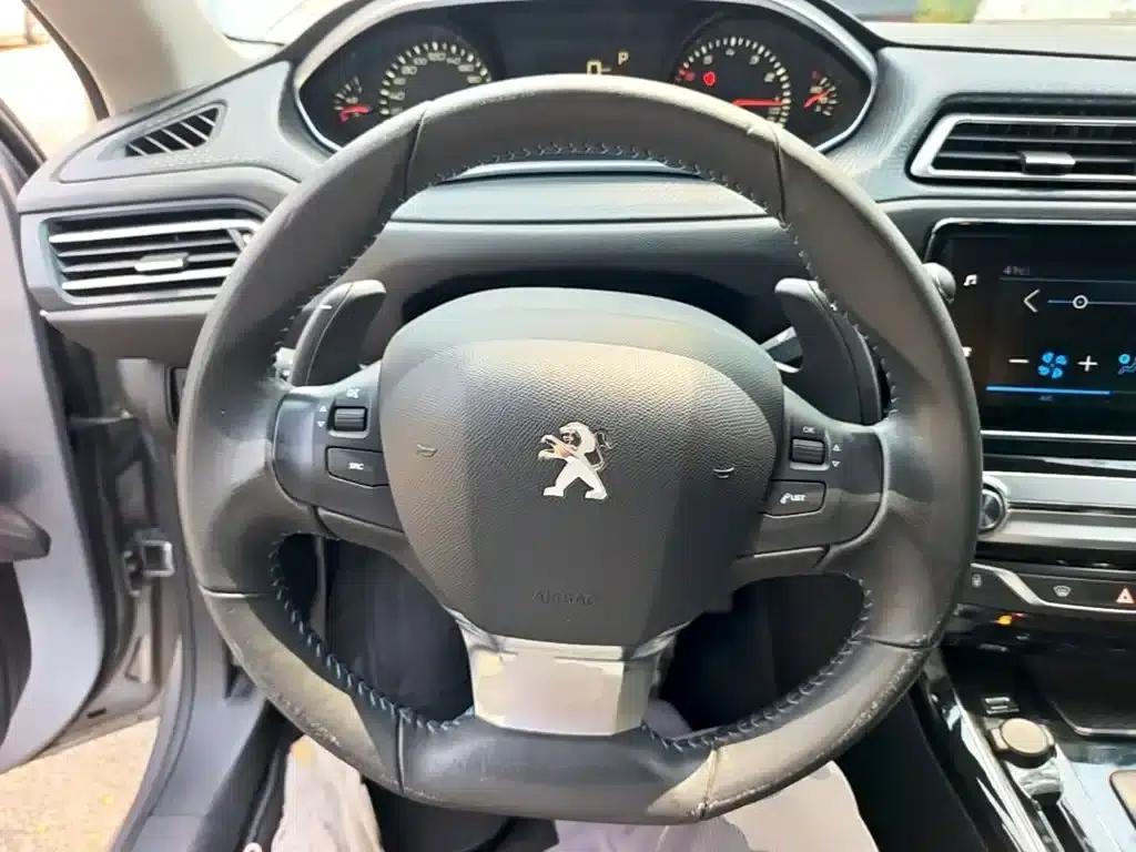 Peugeot 308 2019 230THP Automatic Luxury Edition (China VI Emission Standard) — миниатюра 11