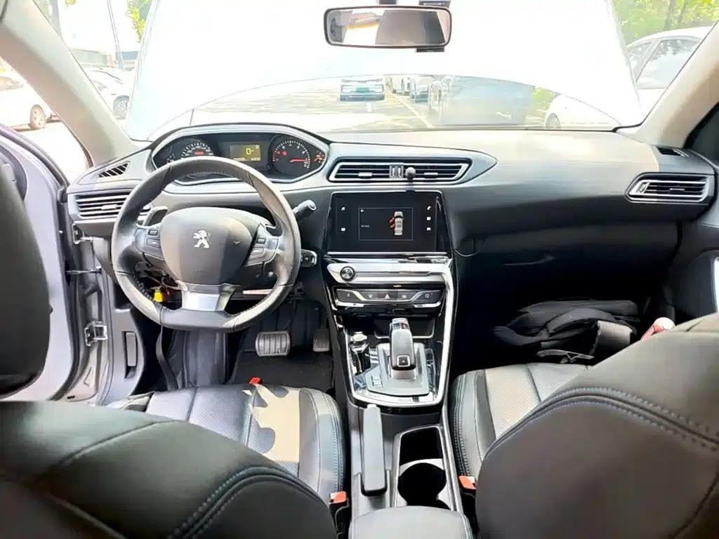 Peugeot 308 2019 230THP Automatic Luxury Edition (China VI Emission Standard) — миниатюра 10
