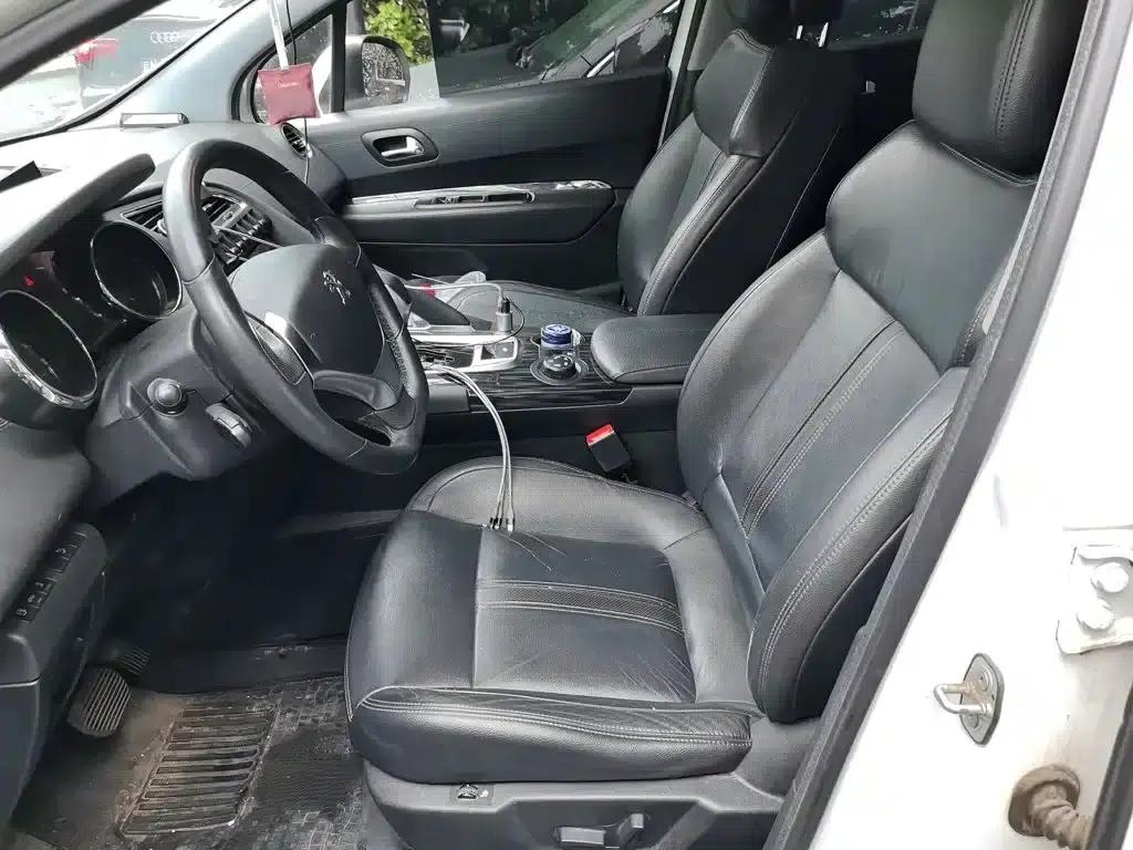 Peugeot 3008 2015 1.6THP Automatic Premium Edition — миниатюра 11