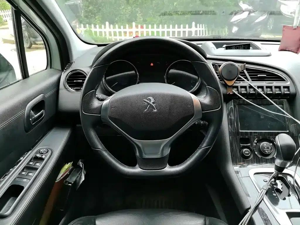 Peugeot 3008 2015 1.6THP Automatic Premium Edition — миниатюра 6