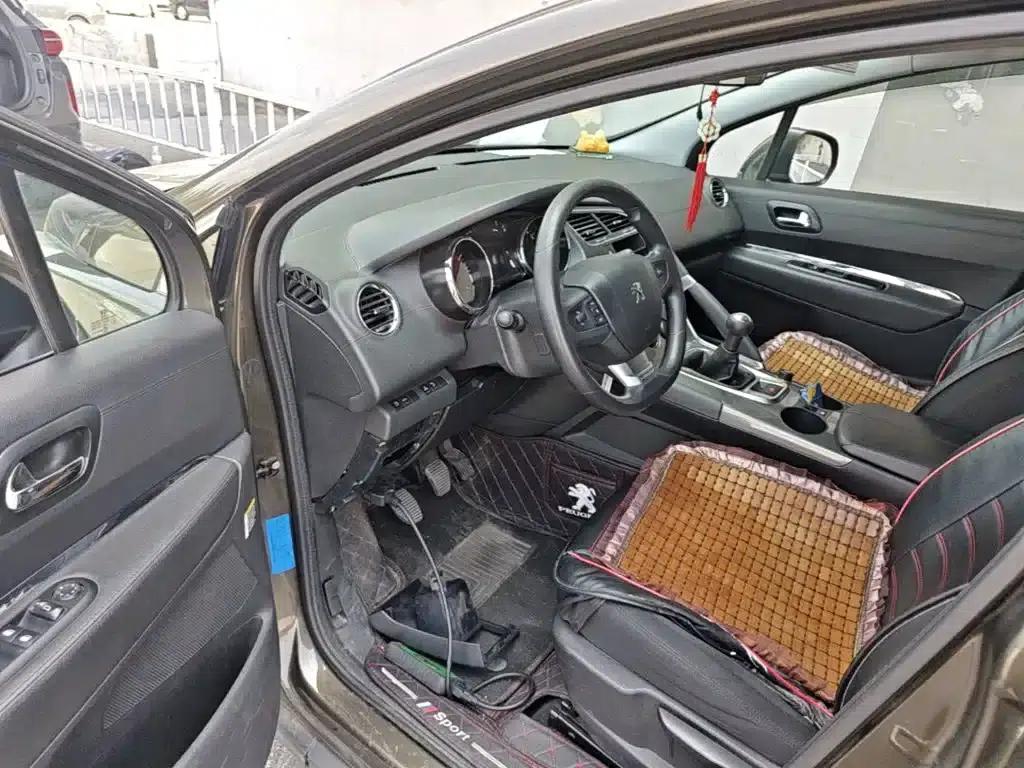 Peugeot 3008 2016 2.0L Manual Classic Edition — миниатюра 16