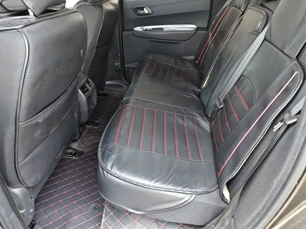 Peugeot 3008 2016 2.0L Manual Classic Edition — миниатюра 17