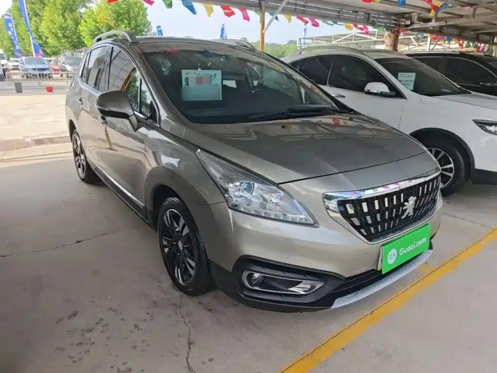 Peugeot 3008 2016 2.0L Automatic Classic Edition — миниатюра 4