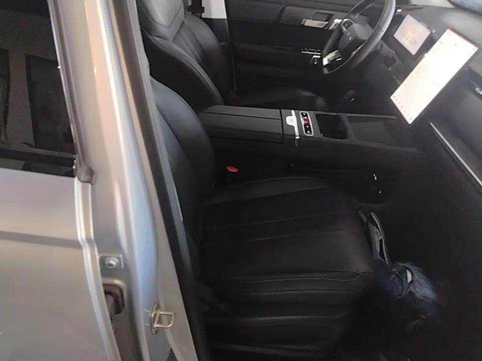 Chery Tiggo 7 C-DM 2025 1.5T 120KM Luxury Trim — миниатюра 19
