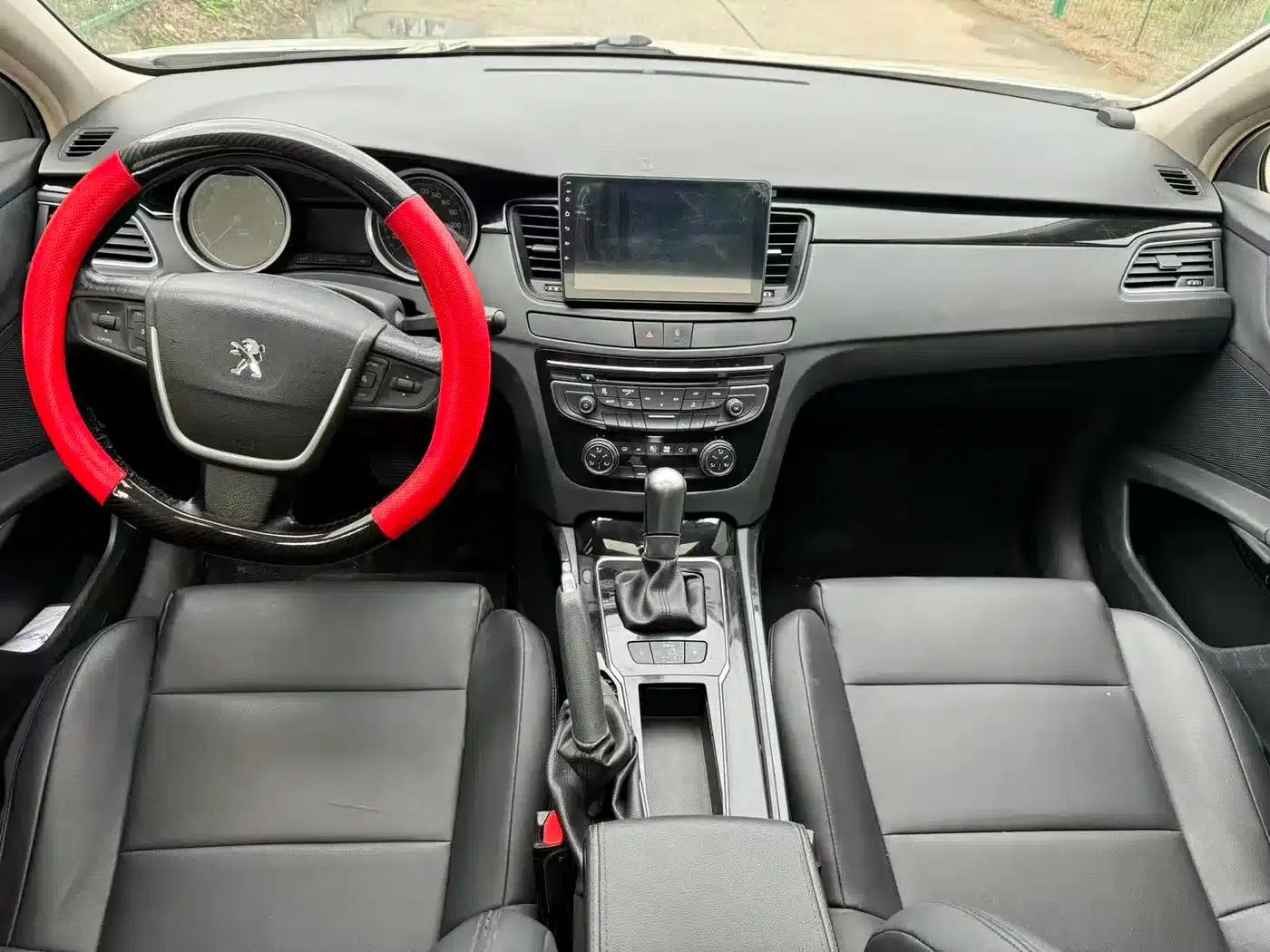 Peugeot 508 2013 2.0L 2nd Anniversary Edition with Automatic Sunroof Classic Version — миниатюра 11