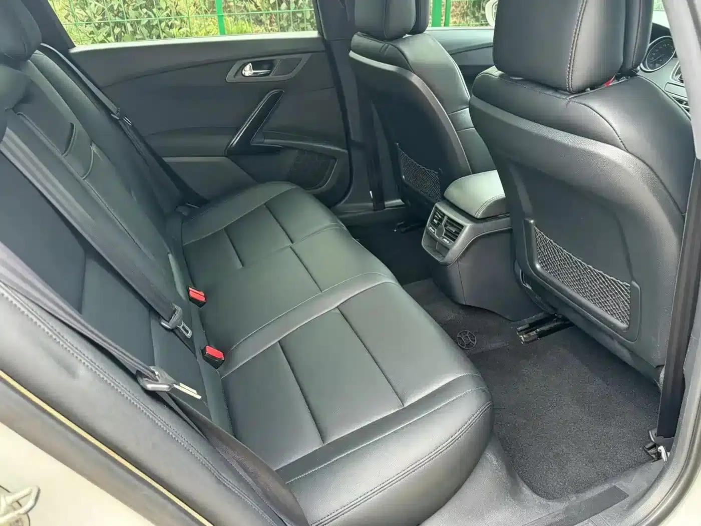 Peugeot 508 2013 2.0L 2nd Anniversary Edition with Automatic Sunroof Classic Version — миниатюра 14