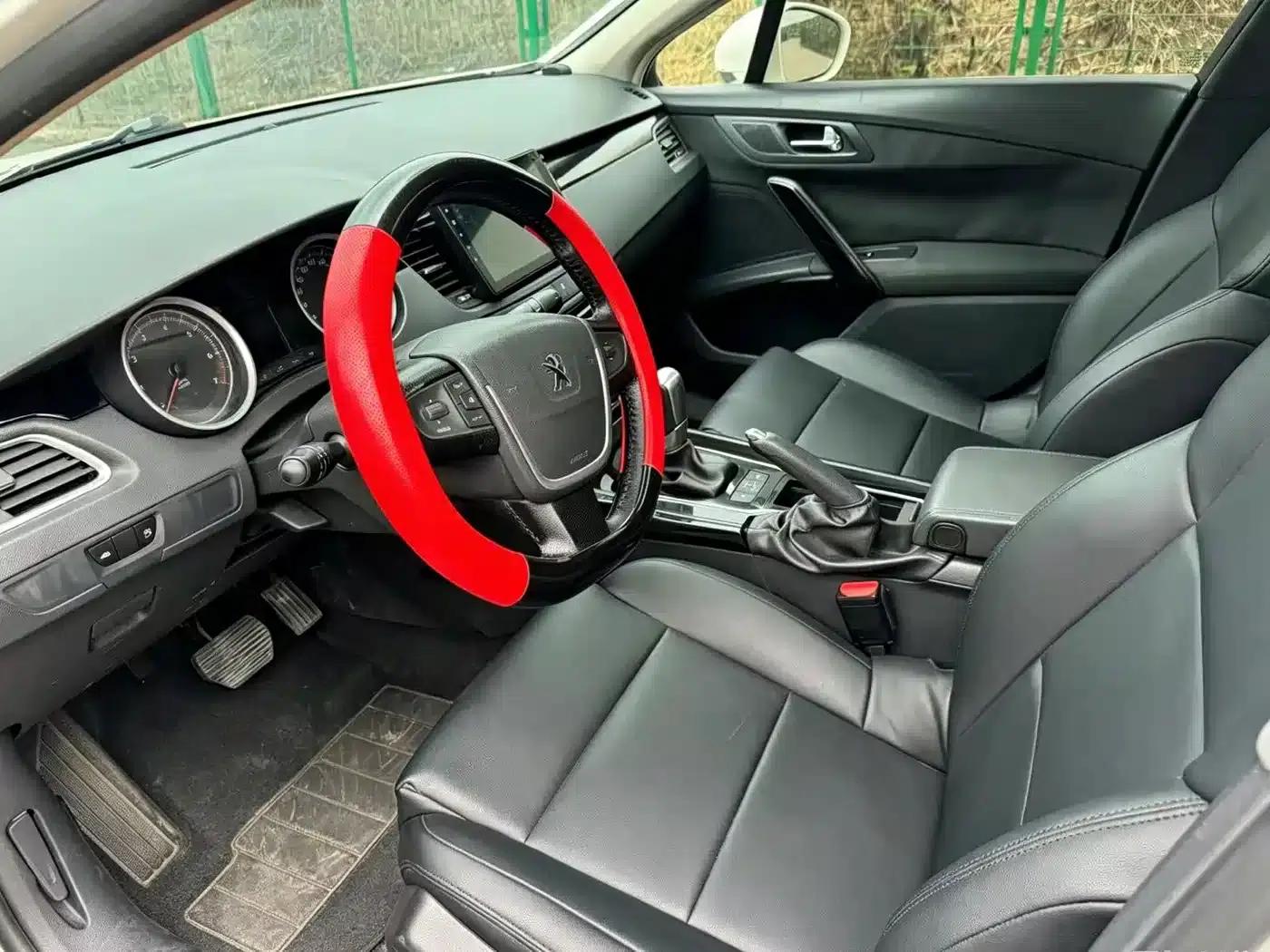 Peugeot 508 2013 2.0L 2nd Anniversary Edition with Automatic Sunroof Classic Version — миниатюра 9