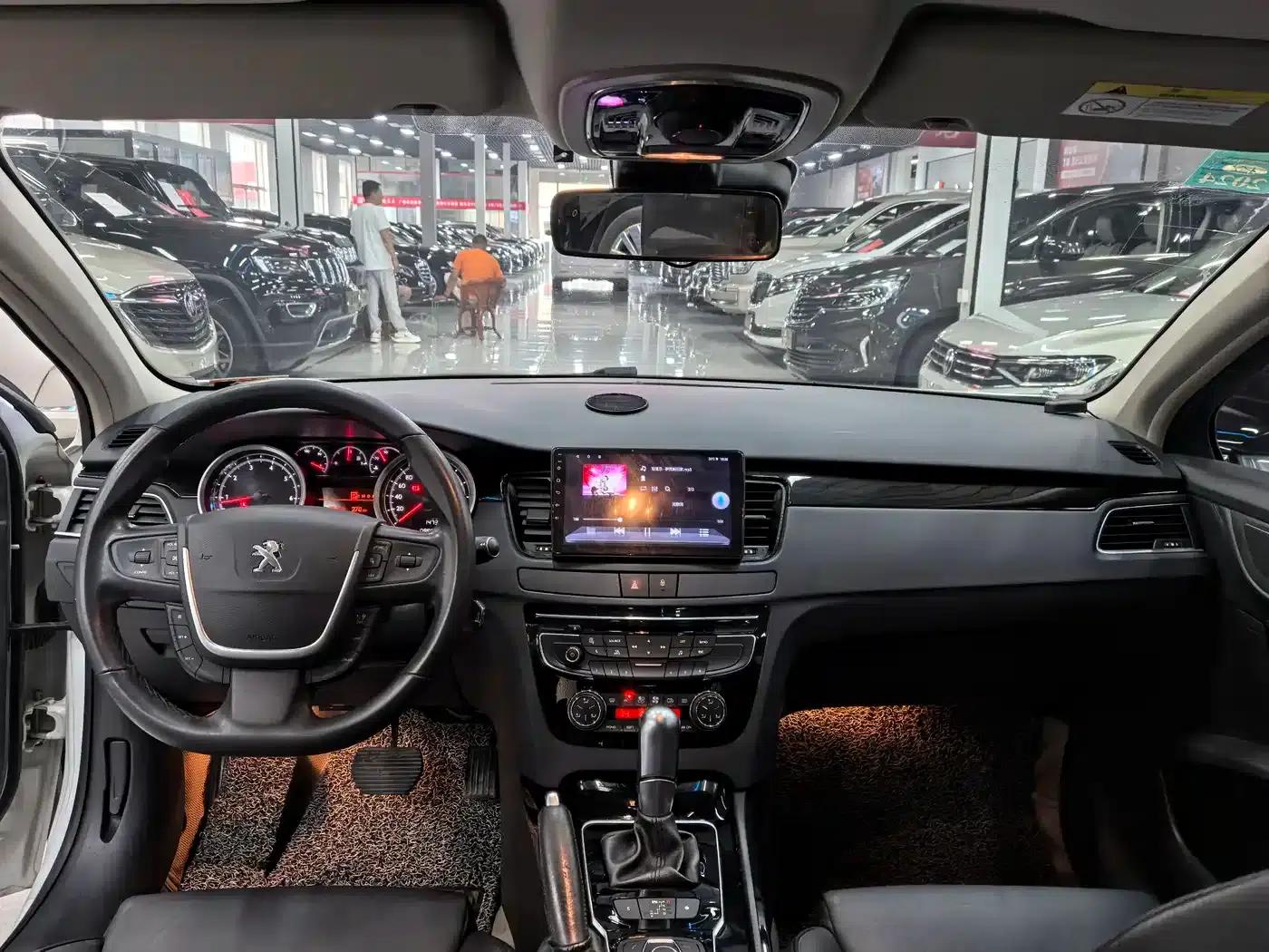 Peugeot 508 2012 2.0L Automatic Luxury Edition — миниатюра 7