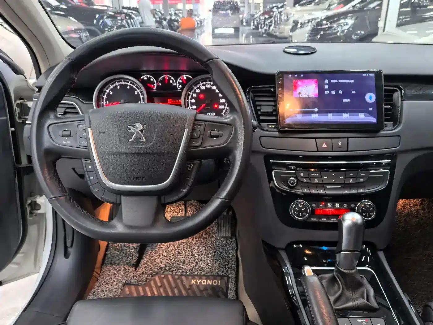 Peugeot 508 2012 2.0L Automatic Luxury Edition — миниатюра 8