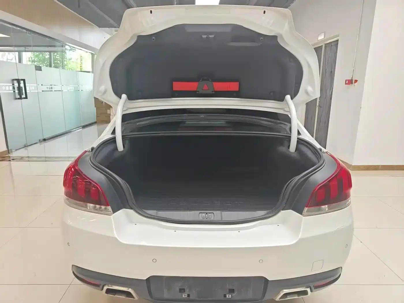 Peugeot 508 2015 1.8THP Automatic Premium Edition — миниатюра 12