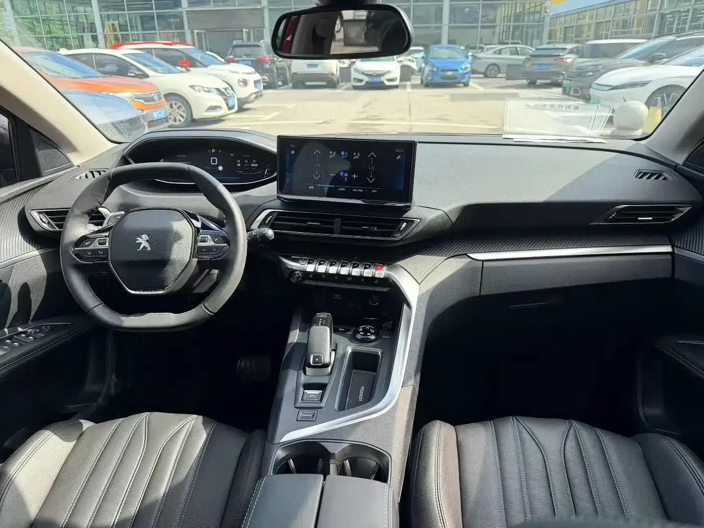 Peugeot 4008 2022 400THP Night Edition — миниатюра 6