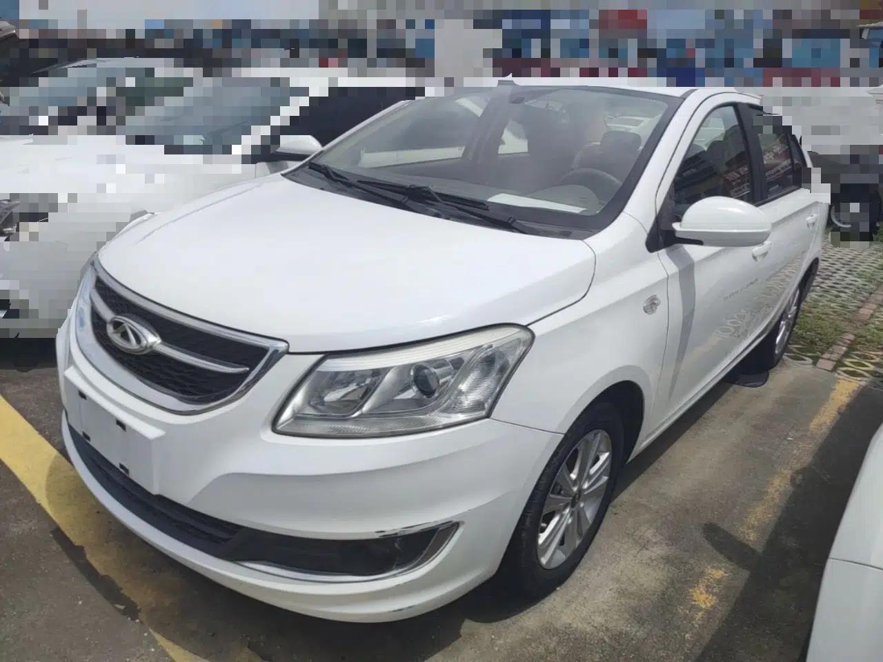 Chery E3 2015 1.5L Manual Fashion Model — миниатюра 1