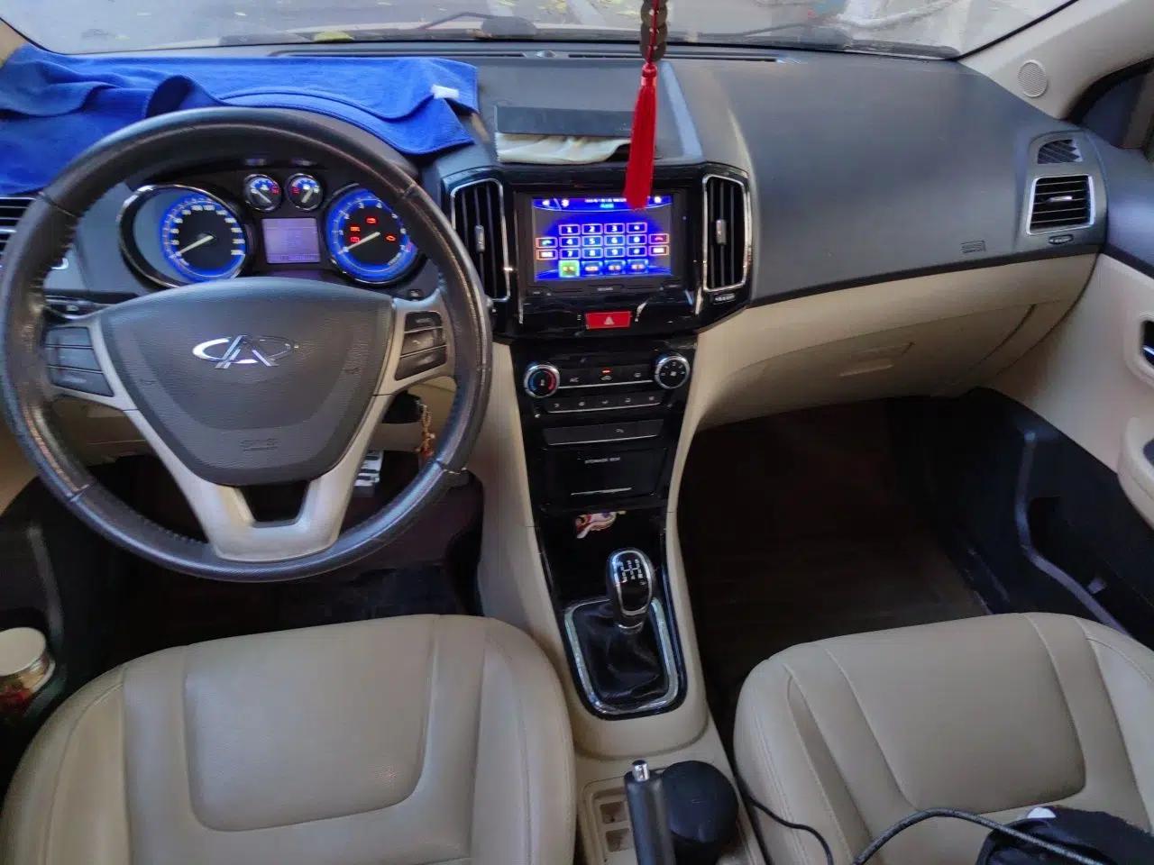 Chery E3 2013 1.5L Manual ZhiShang Model — миниатюра 9