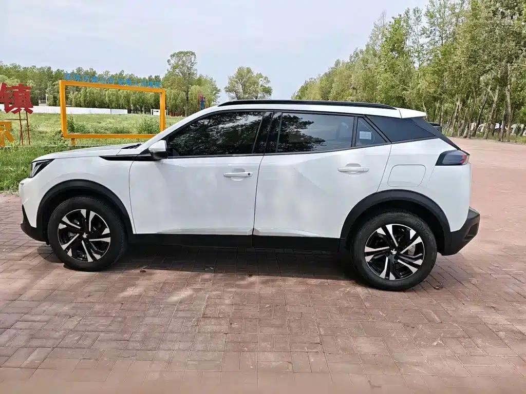 Peugeot 2008 2022 230THP THE ONE — миниатюра 8