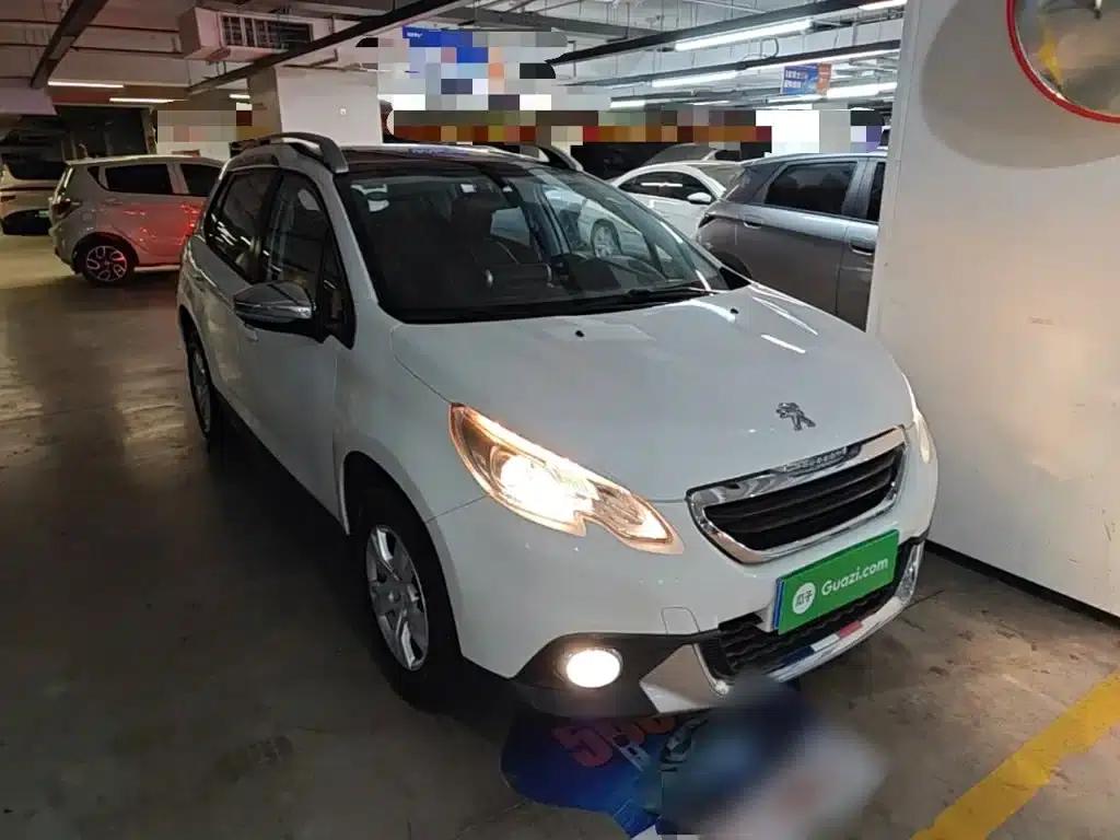 Peugeot 2008 2014 Model 1.6L Automatic Trend Edition — миниатюра 4