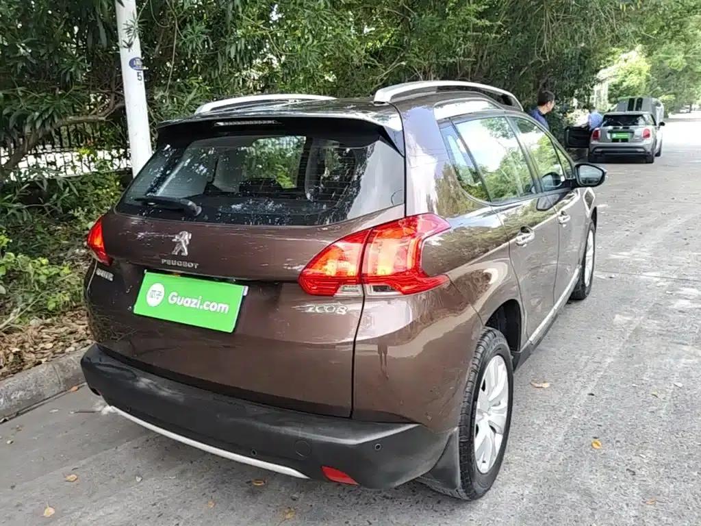 Peugeot 2008 2014 Model 1.6L Automatic Fashion Edition — миниатюра 7