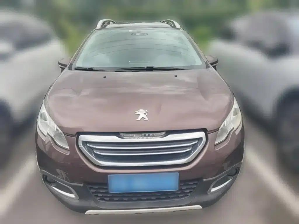 Peugeot 2008 2014 Model 1.6L Automatic Fashion Edition — миниатюра 5