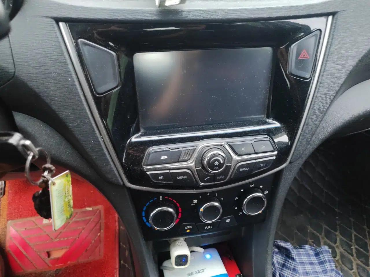 Chery Arrizo 3 2015 1.5L Manual - Powerful Version — миниатюра 13