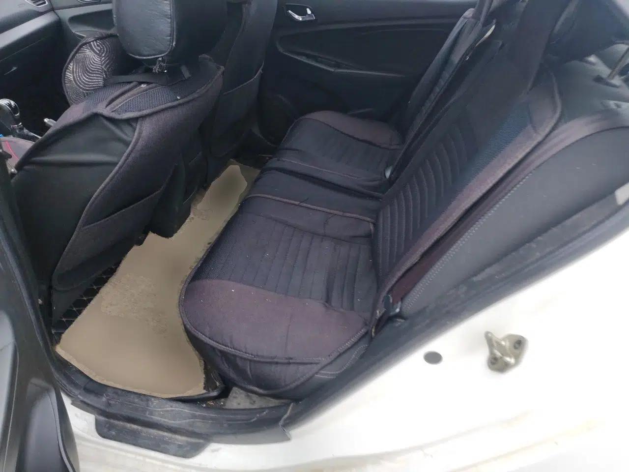 Chery Arrizo 3 2015 1.5L Manual - Powerful Version — миниатюра 17