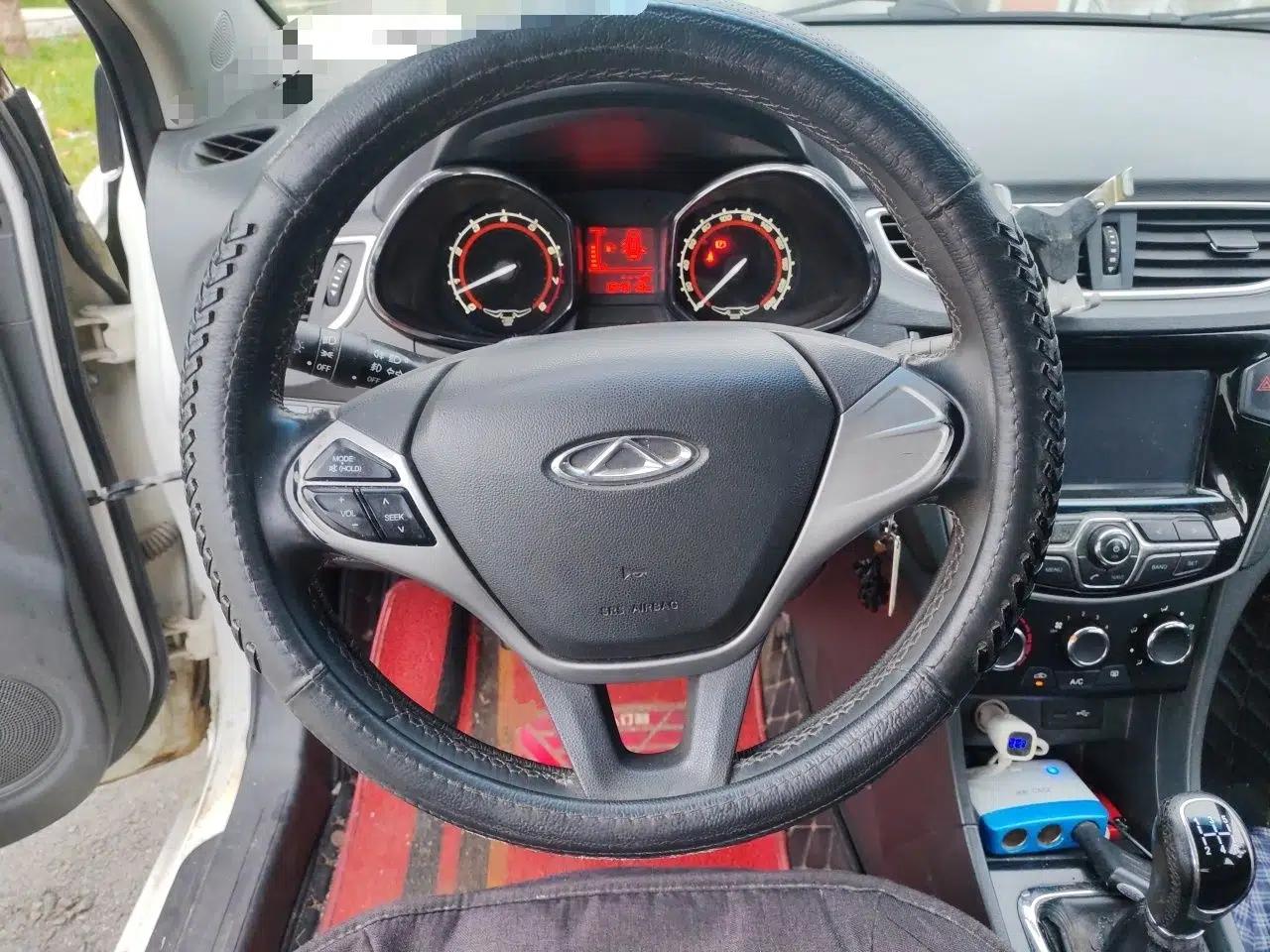 Chery Arrizo 3 2015 1.5L Manual - Powerful Version — миниатюра 10