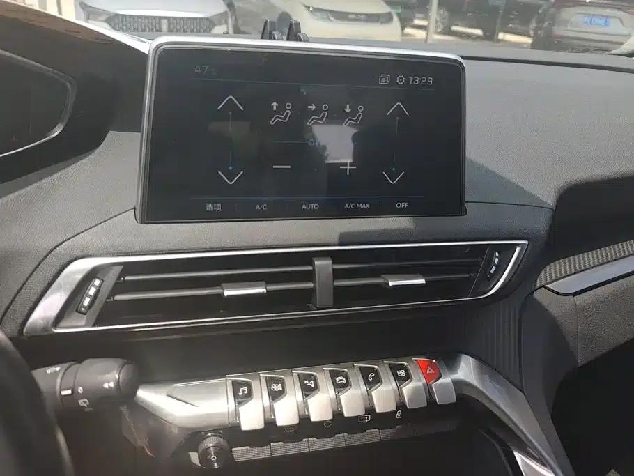 Peugeot 5008 2017 380THP 7-seater Elite Edition — миниатюра 13