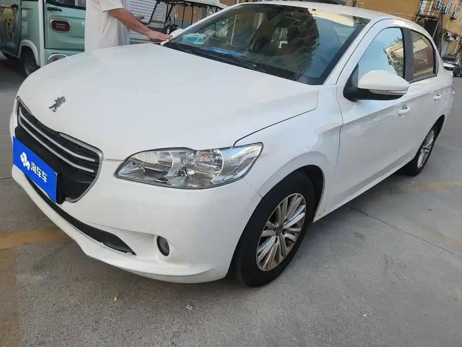Peugeot 301 2016 1.6L Manual Comfort Edition — миниатюра 1