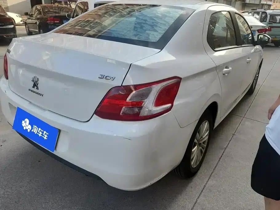 Peugeot 301 2016 1.6L Manual Comfort Edition — миниатюра 3