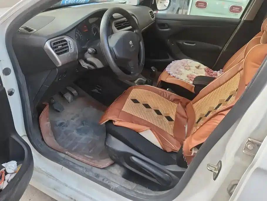 Peugeot 301 2016 1.6L Manual Comfort Edition — миниатюра 9
