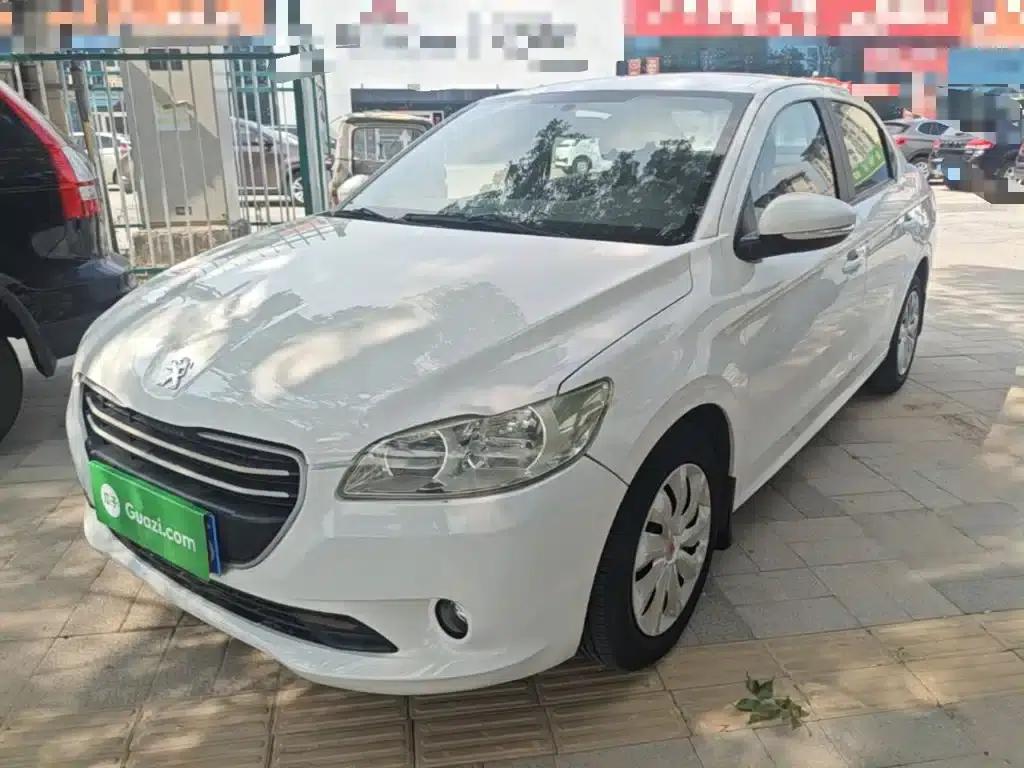 Peugeot 301 2016 1.6L Manual Comfort Edition — миниатюра 1