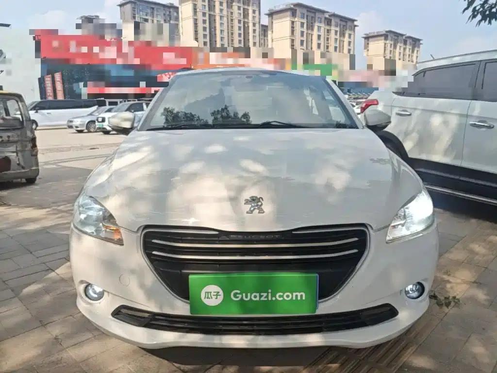 Peugeot 301 2016 1.6L Manual Comfort Edition — миниатюра 3