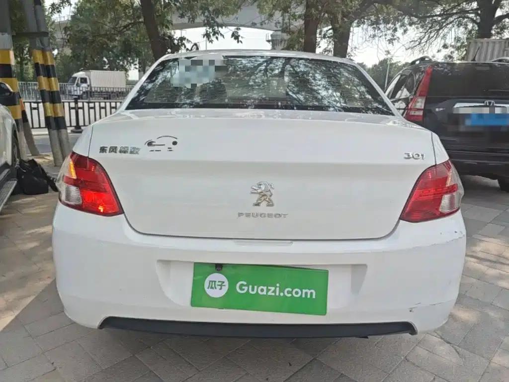 Peugeot 301 2016 1.6L Manual Comfort Edition — миниатюра 6