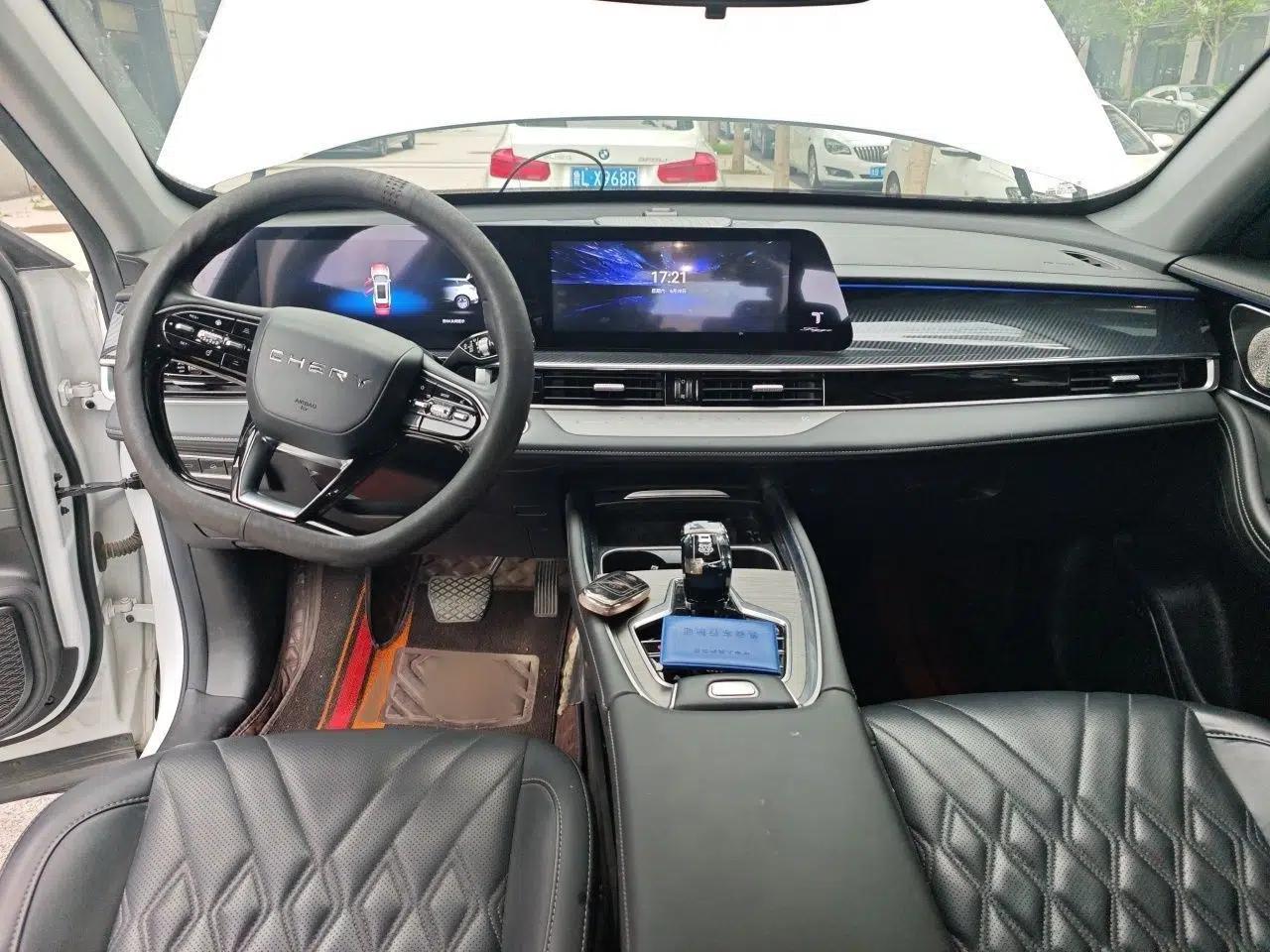 Chery Tiggo 7 PLUS New Energy 2023 Champion Edition 1.5T 100KM Speedy Version — миниатюра 18