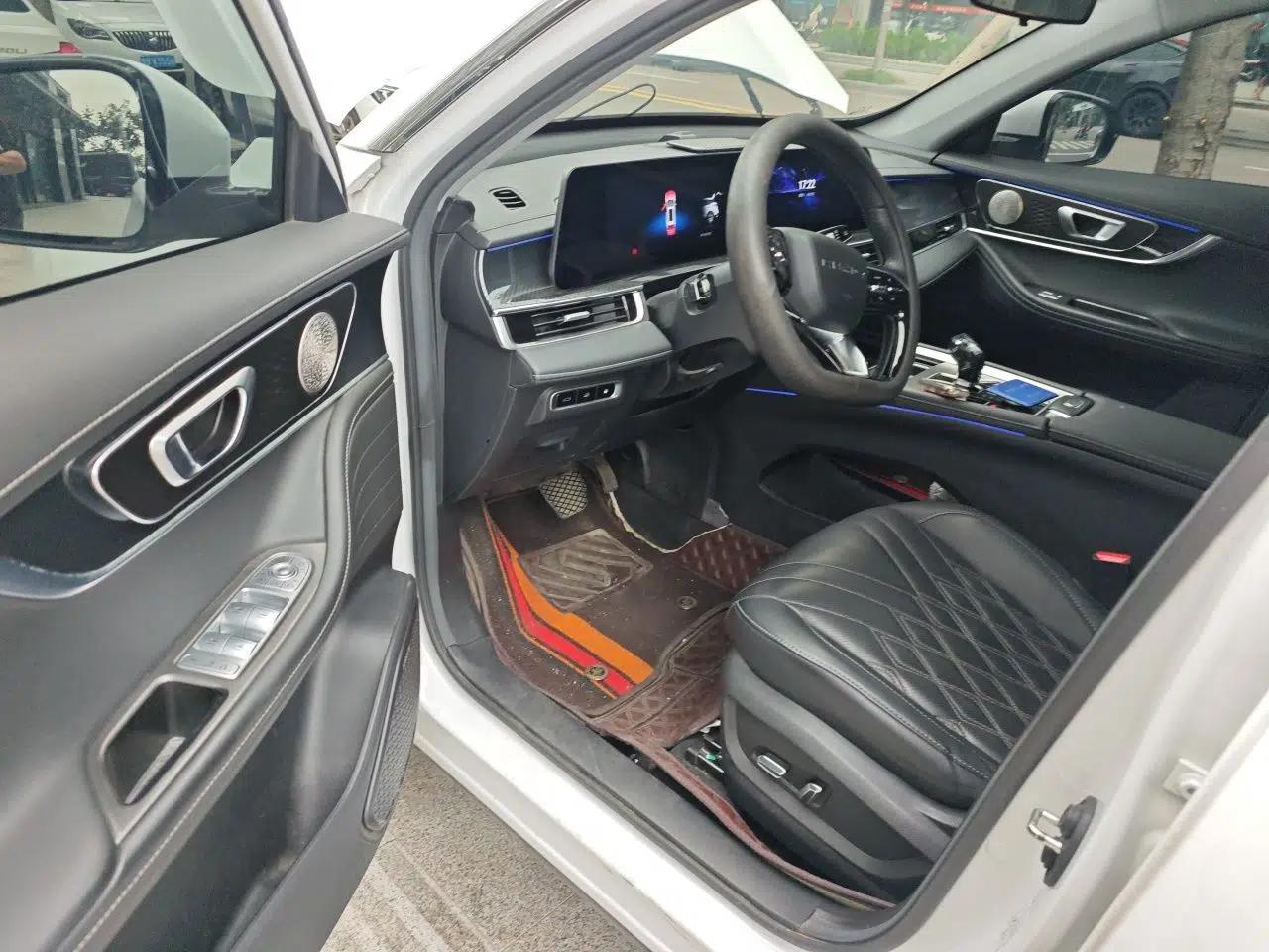 Chery Tiggo 7 PLUS New Energy 2023 Champion Edition 1.5T 100KM Speedy Version — миниатюра 19