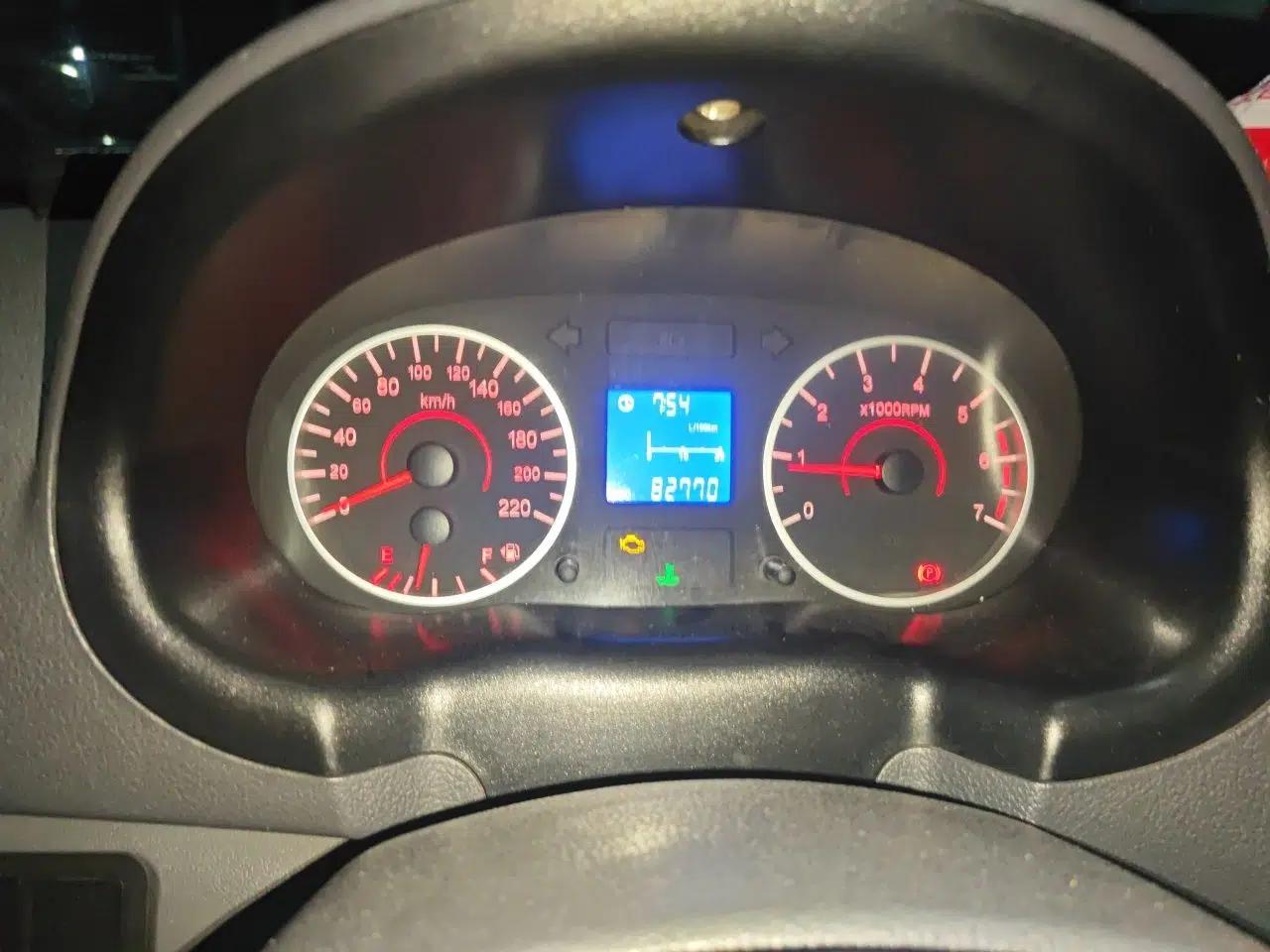Chery Cowin 2 2012 1.5L Manual Standard Edition — миниатюра 11